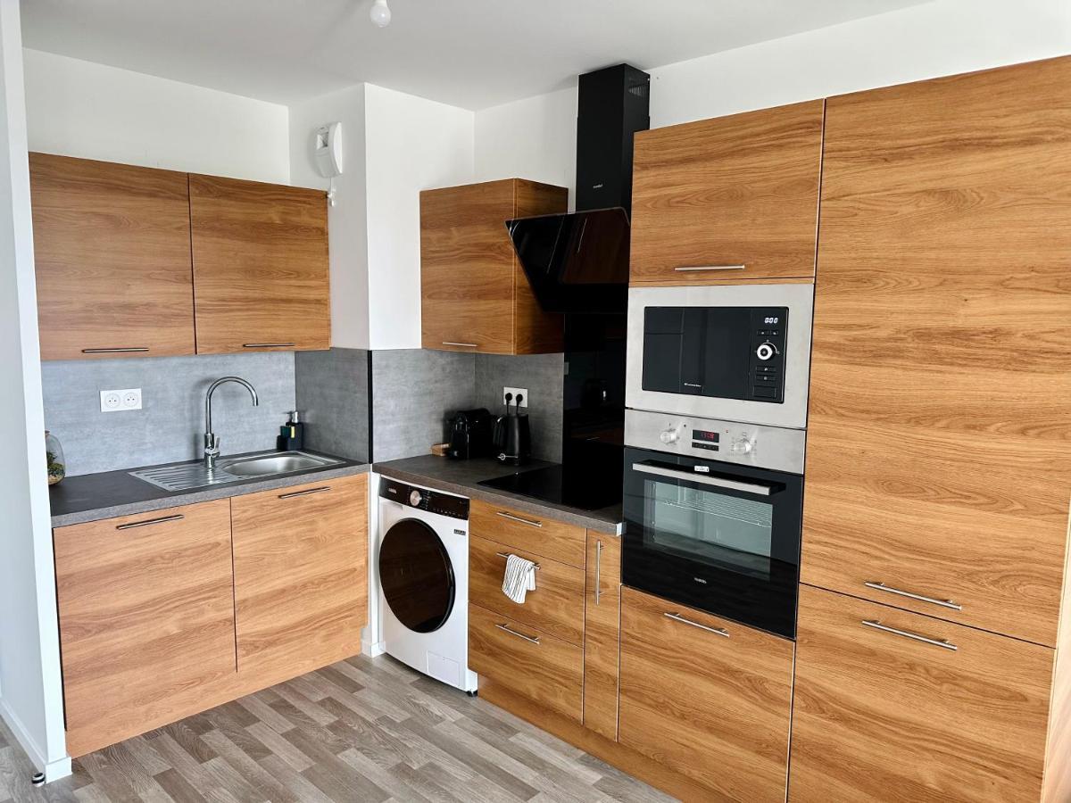 Agreable 2 Pieces Avec Balcon Et Parking Transports By Immo Kit Bnb سارسيل المظهر الخارجي الصورة